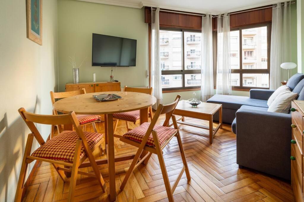 Apartamento Centro De Vigo Con Paking Gratuito Esterno foto